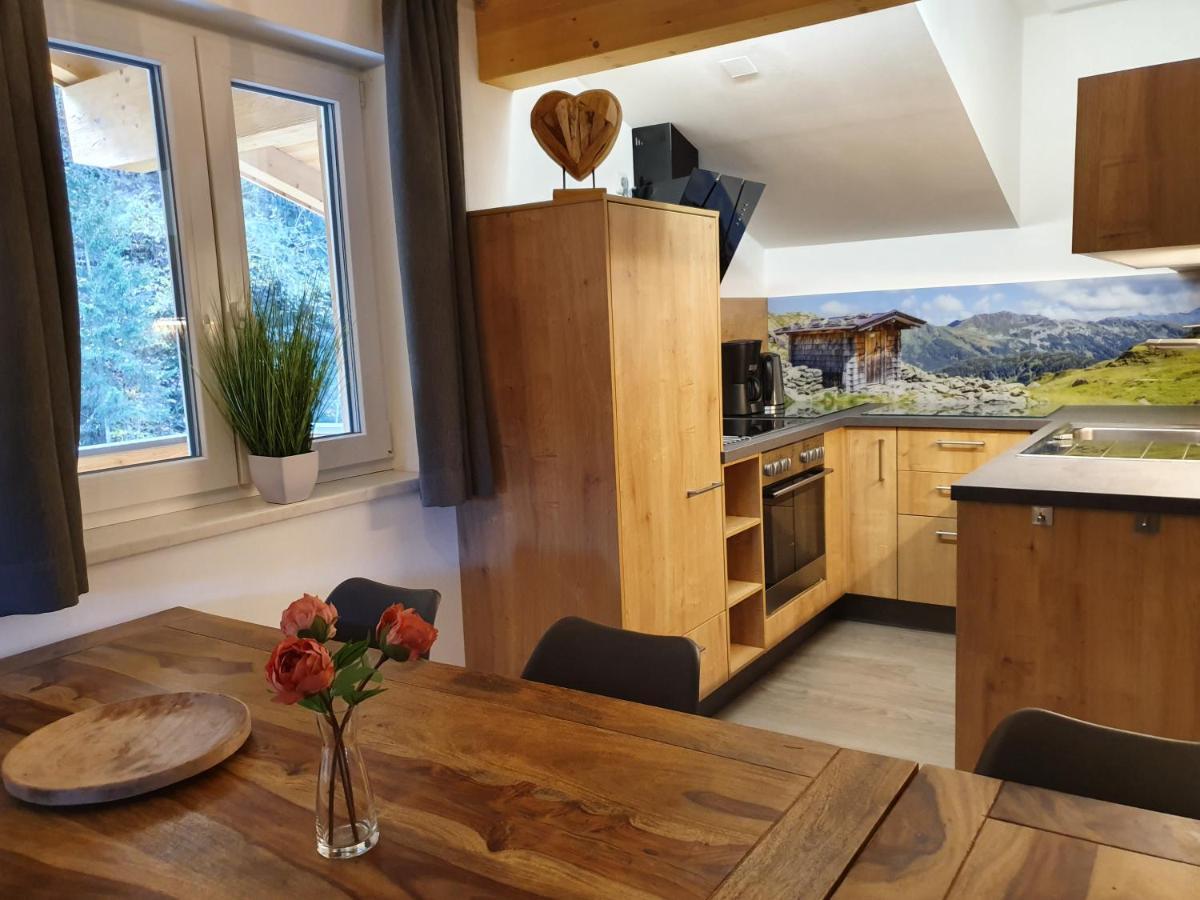 Alpen Appartements Viehhofen - Incl Sommercard Zell Am See Вихофен Екстериор снимка